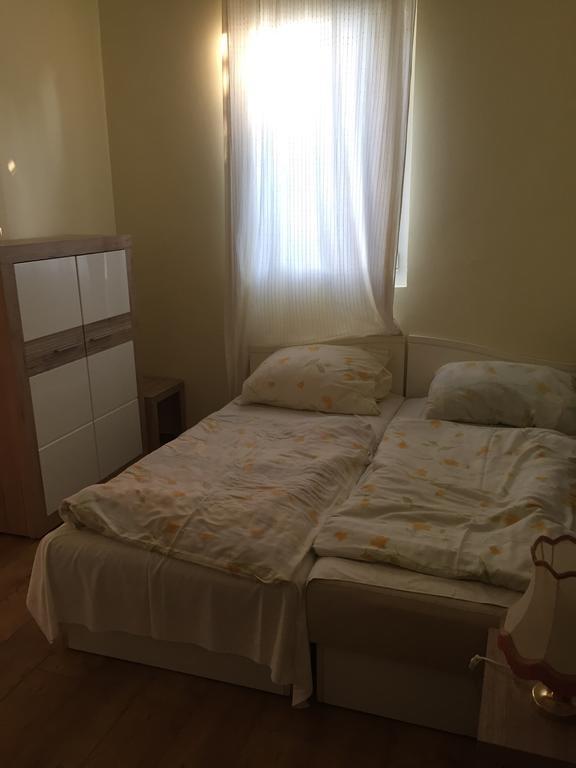 Palma Apartmanhaz Siófok Buitenkant foto